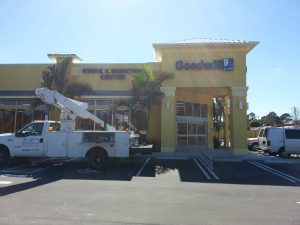 Lighted signs Port St Lucie companies rely on for improved visibility after dark and long-lasting illuminated signage by Design a Sign.
