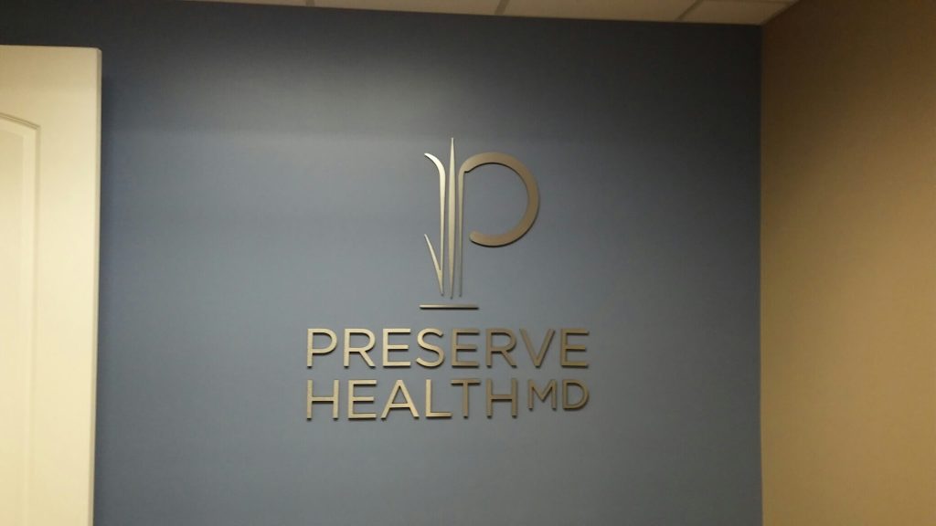 Port St Lucie signs showcasing custom commercial signage, storefront displays, and branded graphics by Design a Sign.