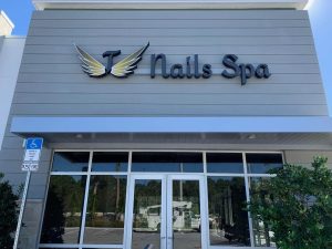 Sign companies West Palm Beach FL delivering commercial signage, custom branding, and professional installations by Design a Sign.