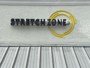 Signs Fort Pierce businesses use for storefront displays, directional signage, and professional branding by Design a Sign.